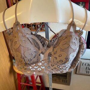 New Zenana Bralette Size 1X Tan